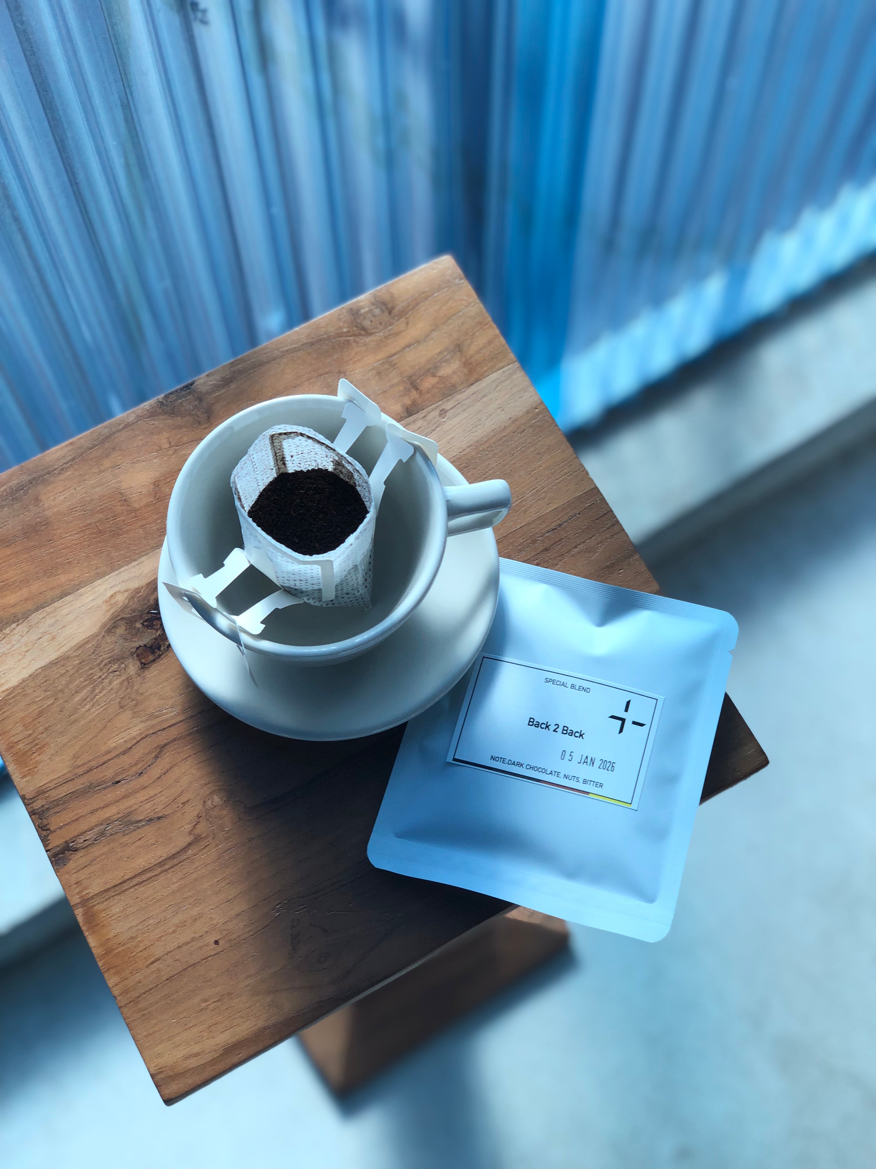 ドリップバッグセット5P (Back 2 back blend) – OUTSTANDING COFFEE